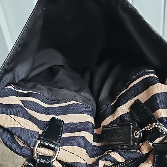 COACH 2013 SIGNATURE STRIPE ZEBRA PRINT TOTE - Picture 9 of 14